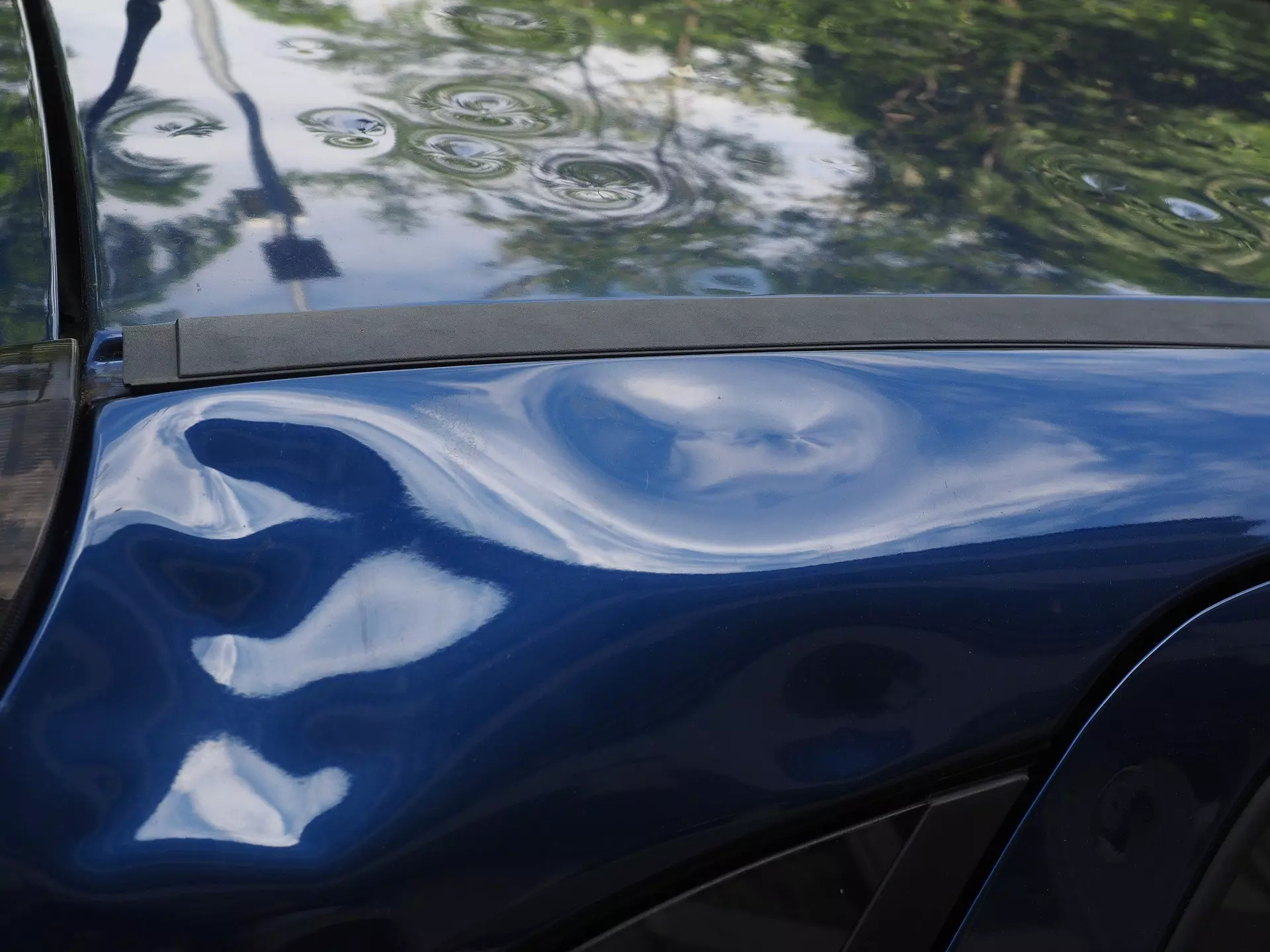 What does Paintless Dent Repair involve
